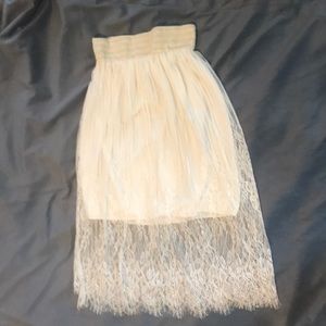 Size S white lace overlay shirt with elastic waist